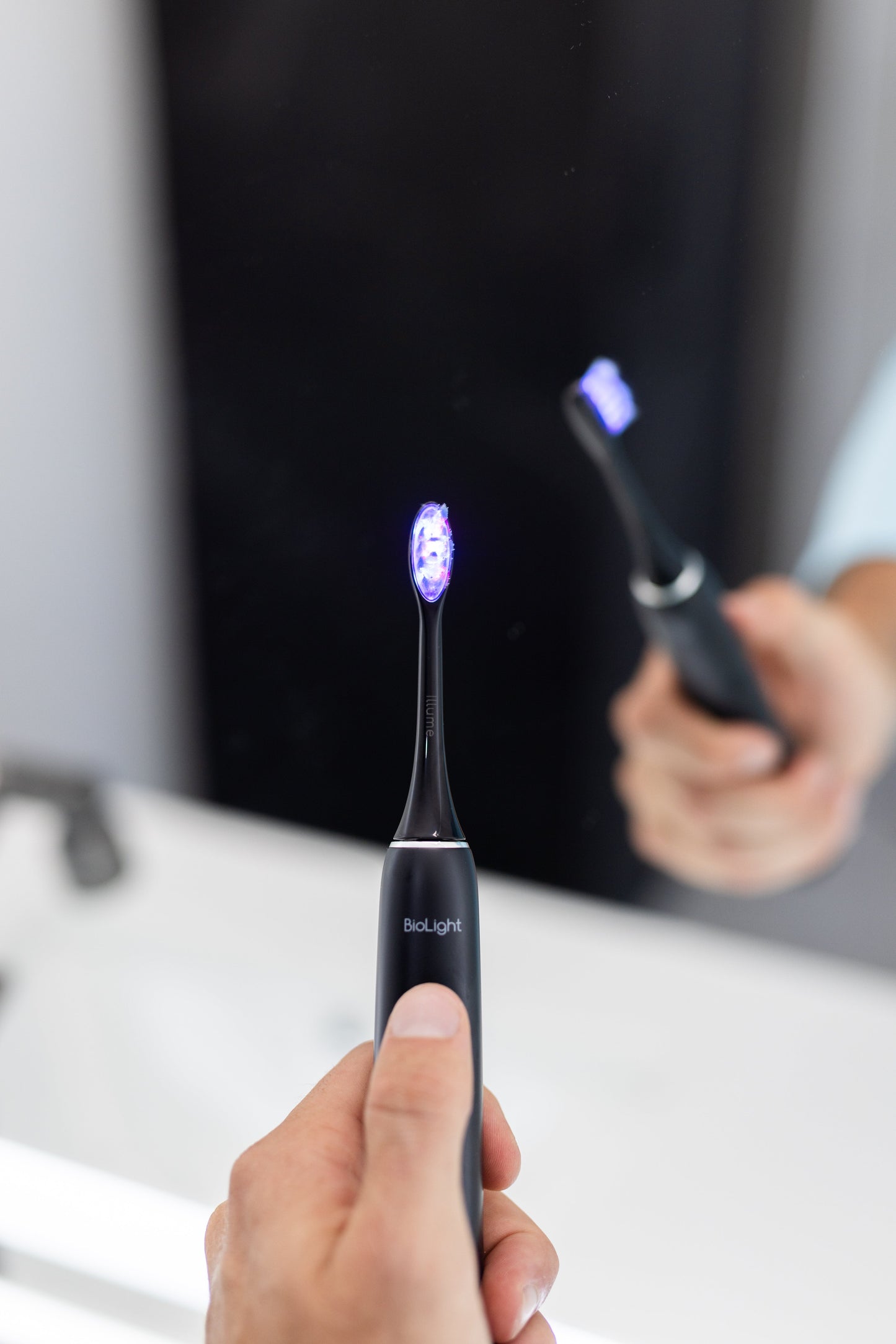 Illume Sonic Toothbrush With Red & Blue Light Therapy For Maximum Oral Health Benefits