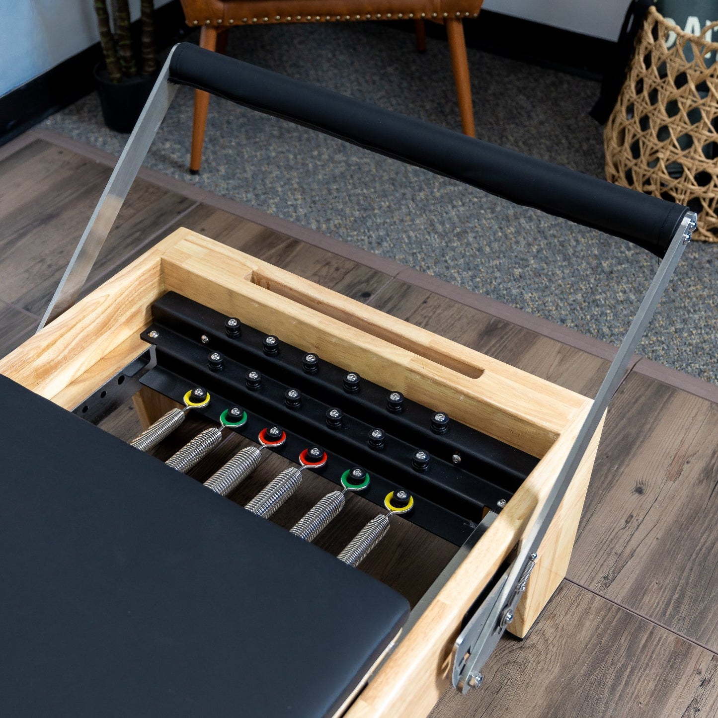 Nano Pro Max  Studio Pilates Reformer