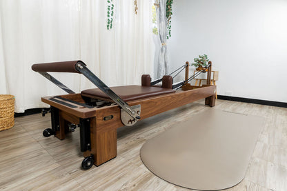 Nano La Force Plus - Premium Walnut Studio Reformer
