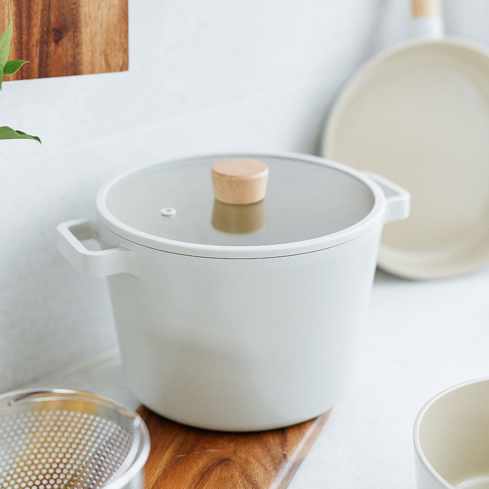 Fika 9" Stock Pot