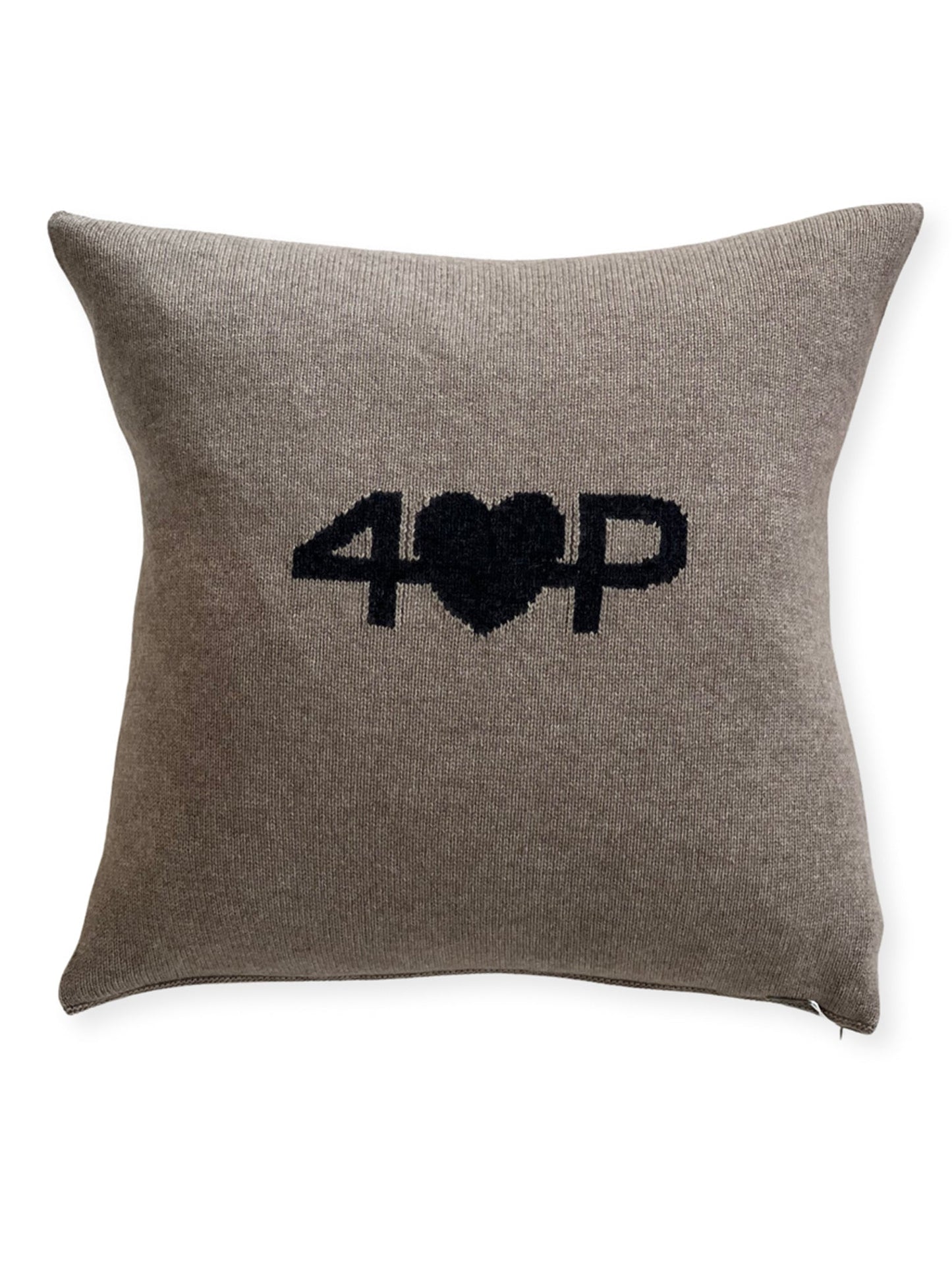 HUG PILLOW FAWN