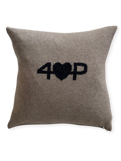 HUG PILLOW FAWN