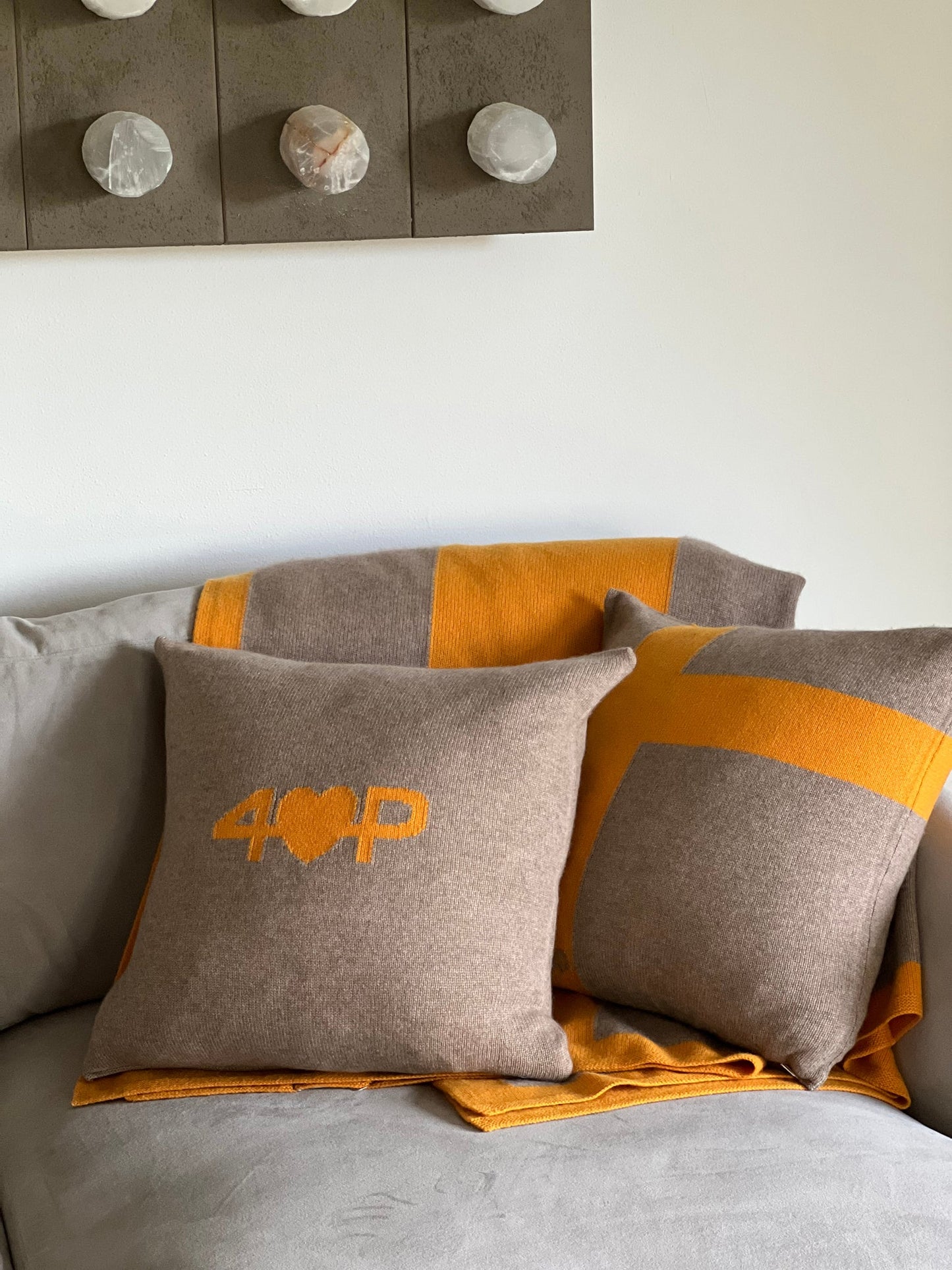 HUG PILLOW FAWN