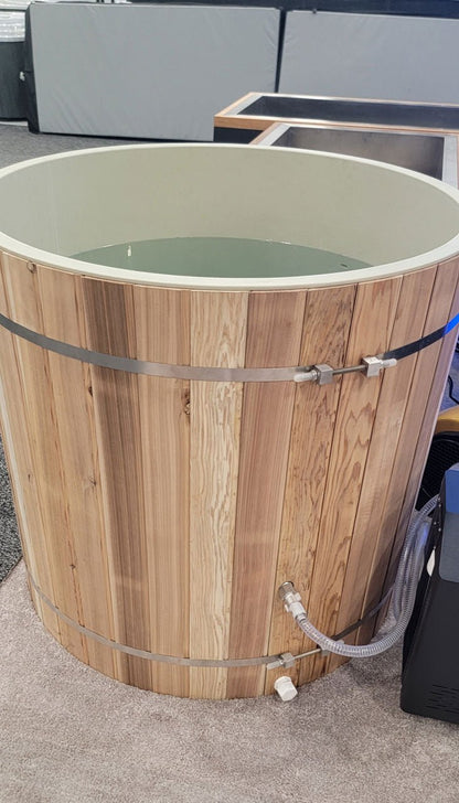 Dynamic Cold Therapy PVC Barrel Cold Plunge with Chiller