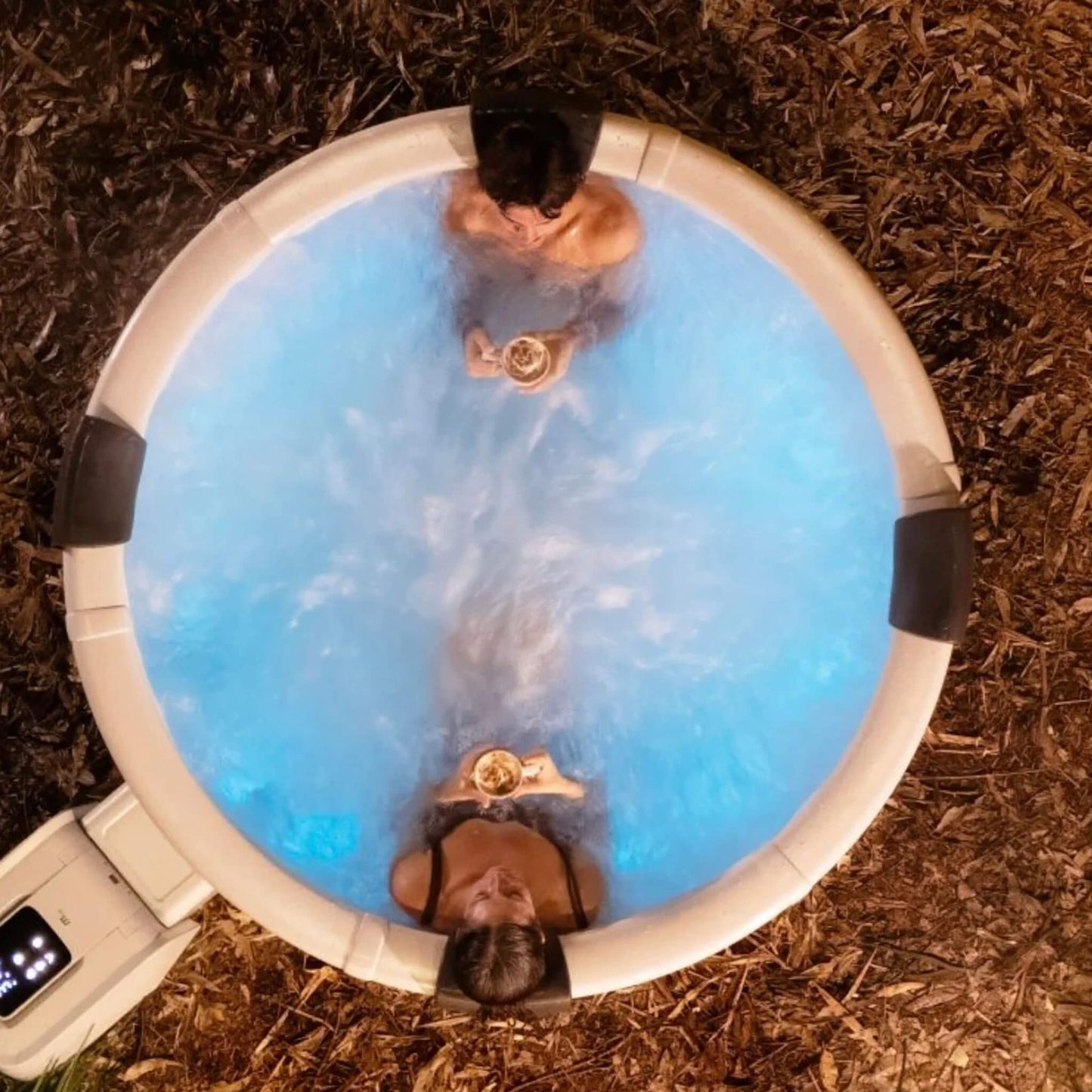 MSpa Denver Frame Series Six-Person Inflatable Round Hot Tub With Hydro Massage