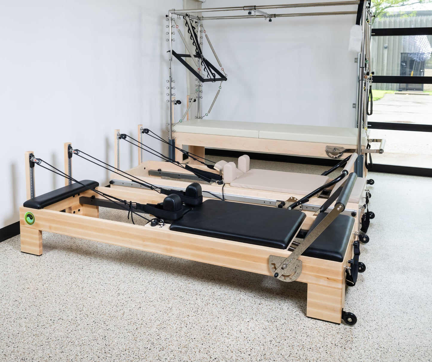 Nano Elite Plus - Large Premium Studio Pilates Reformer