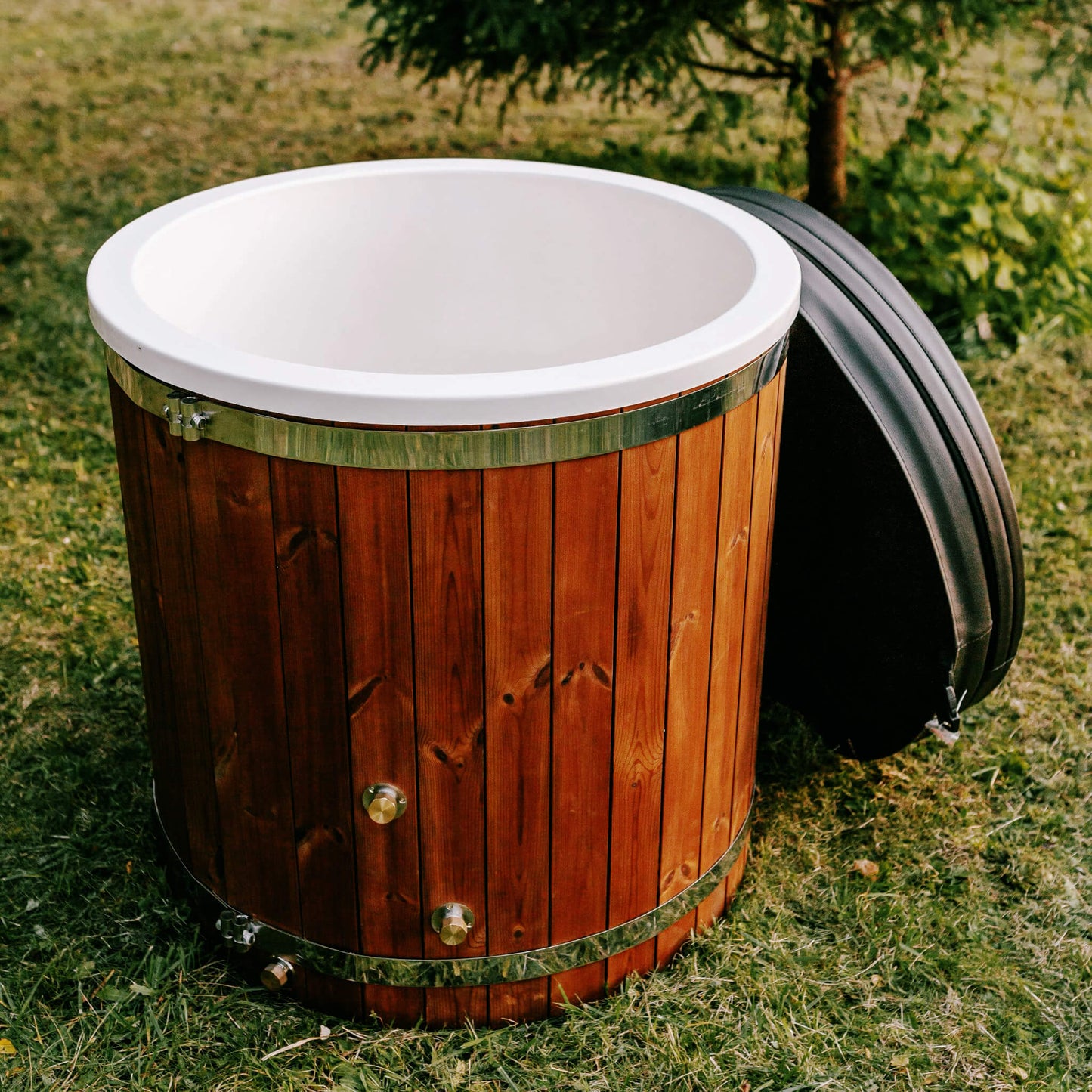 Premium 1-Person Fully-Assembled ThermoWood Cold Plunge Tub