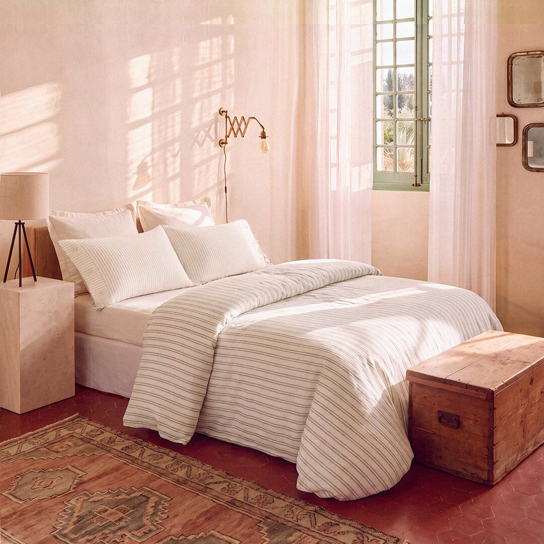 Salvia Reversible Cotton Mist  Fitted Sheet Set