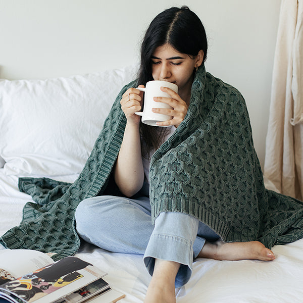 Washed Curvy Cotton Knit Throw Blanket