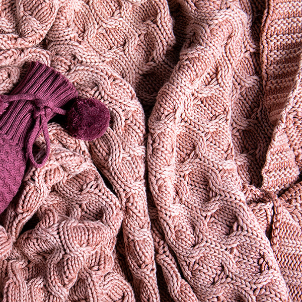 Washed Curvy Cotton Knit Throw Blanket